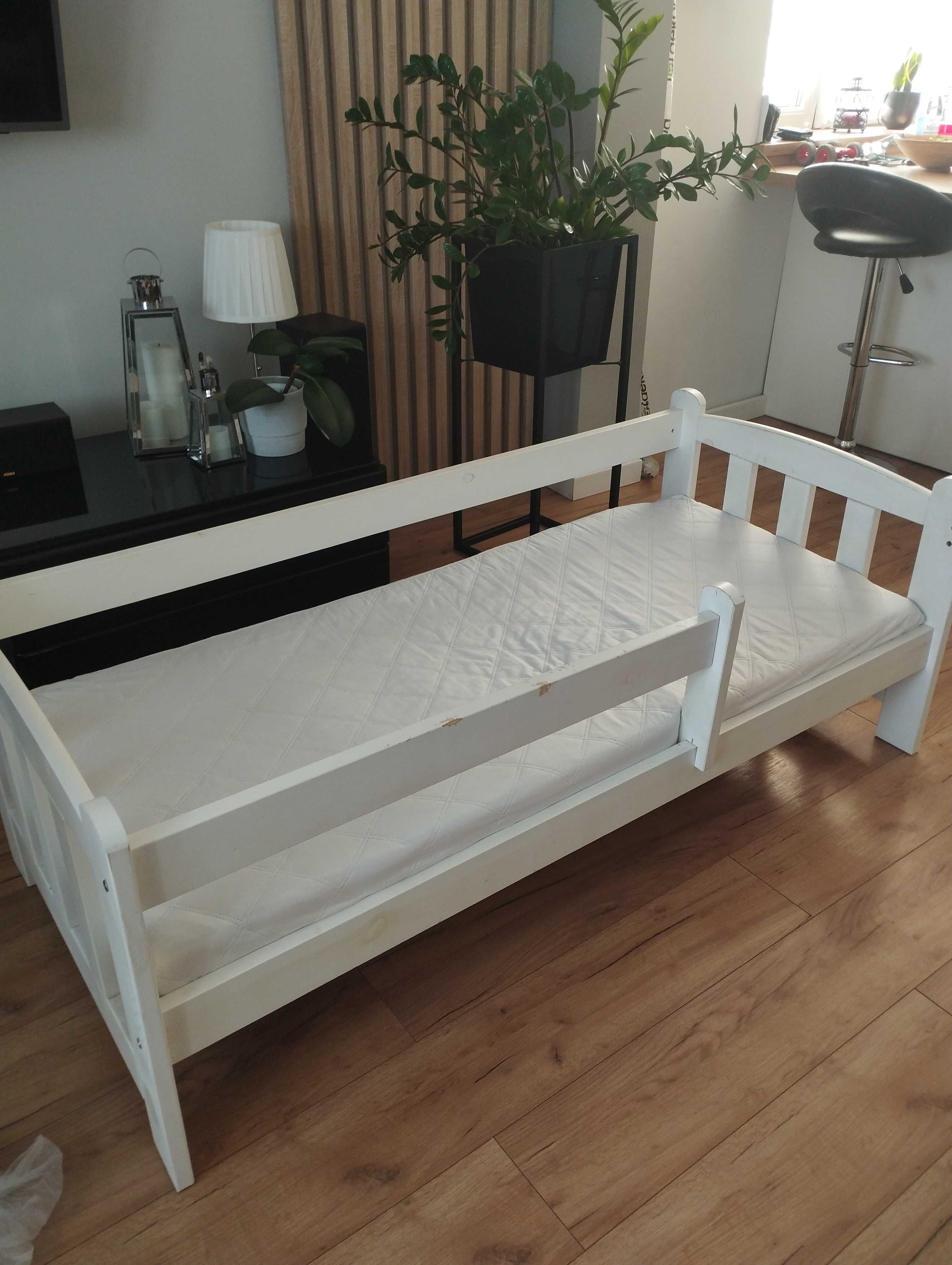 Sprzedam łóżko dziecięce Jaś 70x160. 200zł
