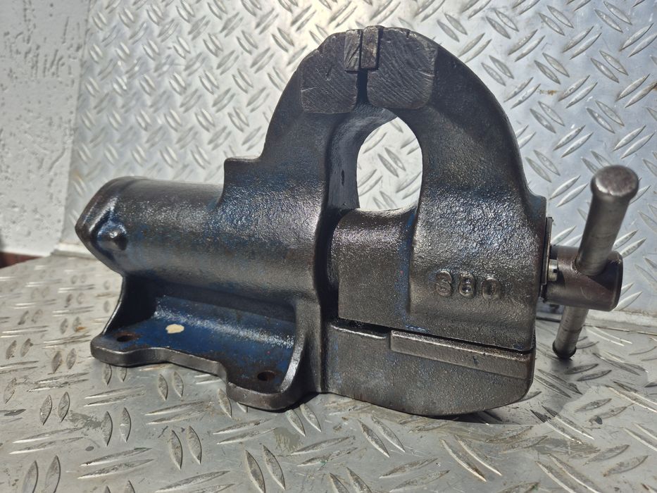 Konkretne imadło ślusarskie Niemcy okazja!