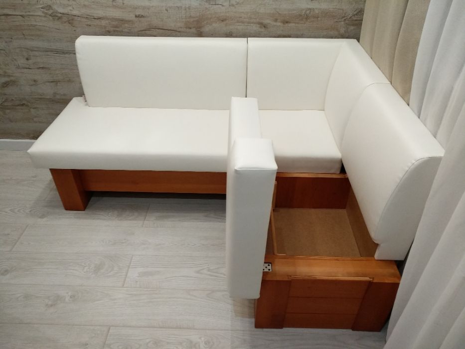 Мягкий уголок на кухню