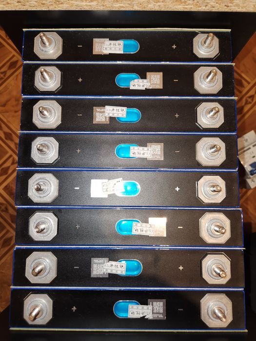 Комплект Акумулятор LiFePo4 3.8 кВт/год + інвертор PowMr 4.2 кВт 24 В