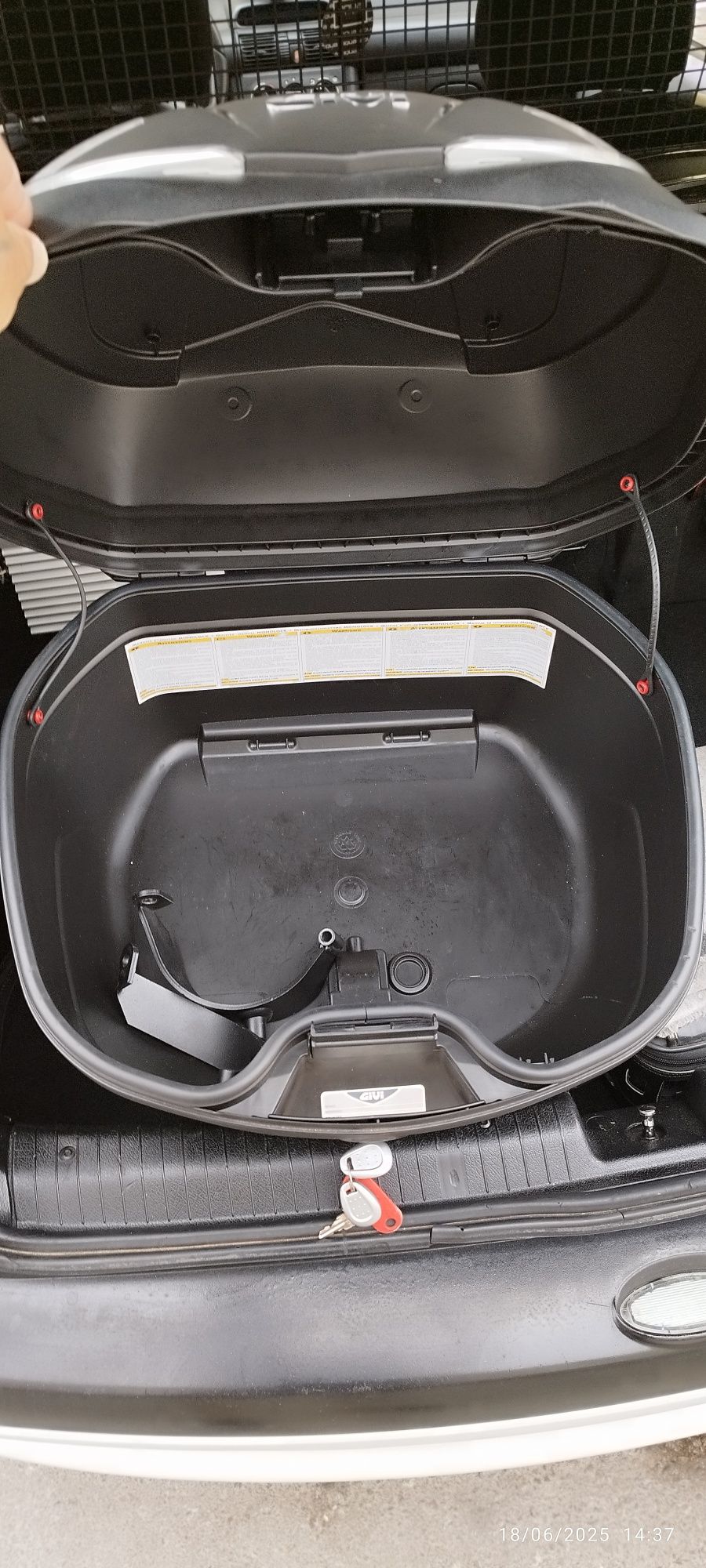 Top case completa  givi como nova