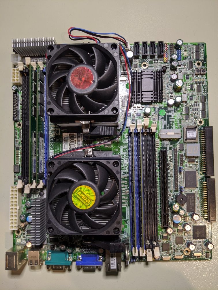 Сервер ddr2 opteron 2378
