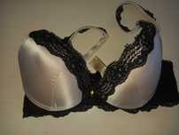Closer with EVIE 75b push up atlasowy