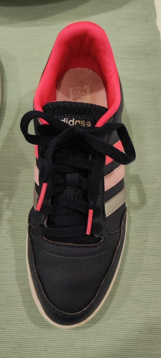 Ténis Adidas Neo Label