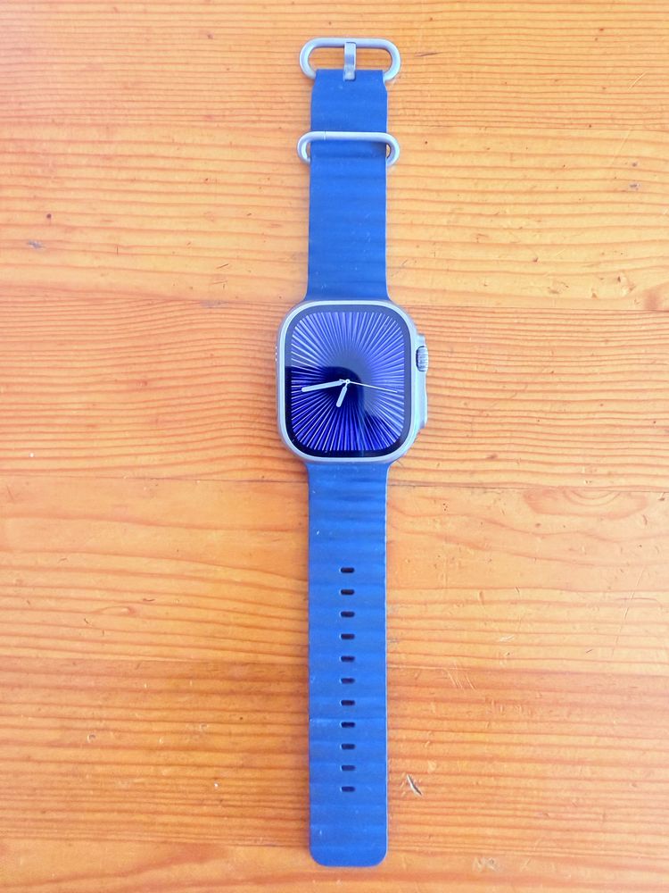 Apple Watch Ultra 2 GPS + Cellular