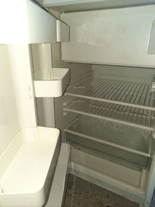 Мініхолодильнички з морозилками та без