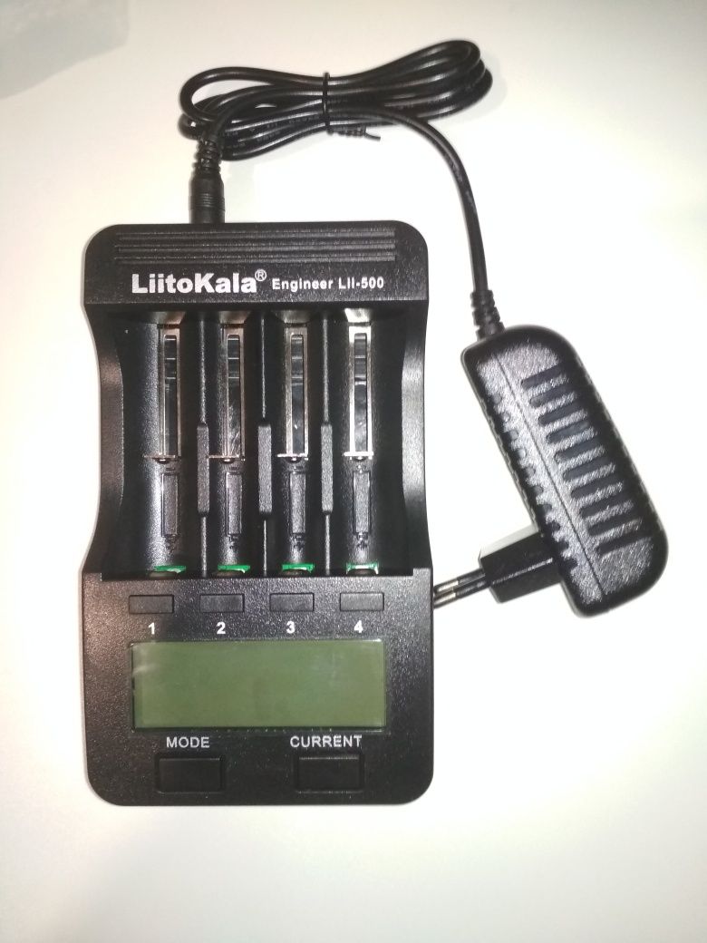 Powerbank + Универсальное зарядное устройство LiitoKala lii-500 для вс