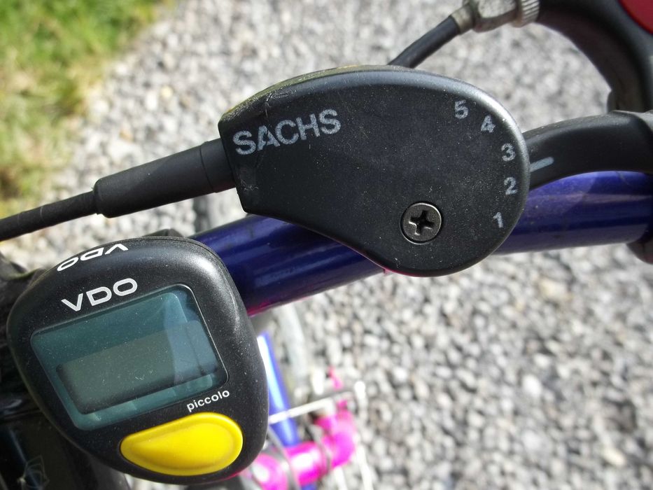 sprzedam rower używany koła 24cale  5 biegowy SACHS