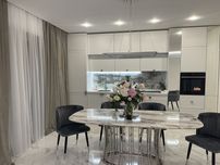 Дуплекс, Осокорки, 130м2, дизайнерский ремонт, выход к озеру, пирс