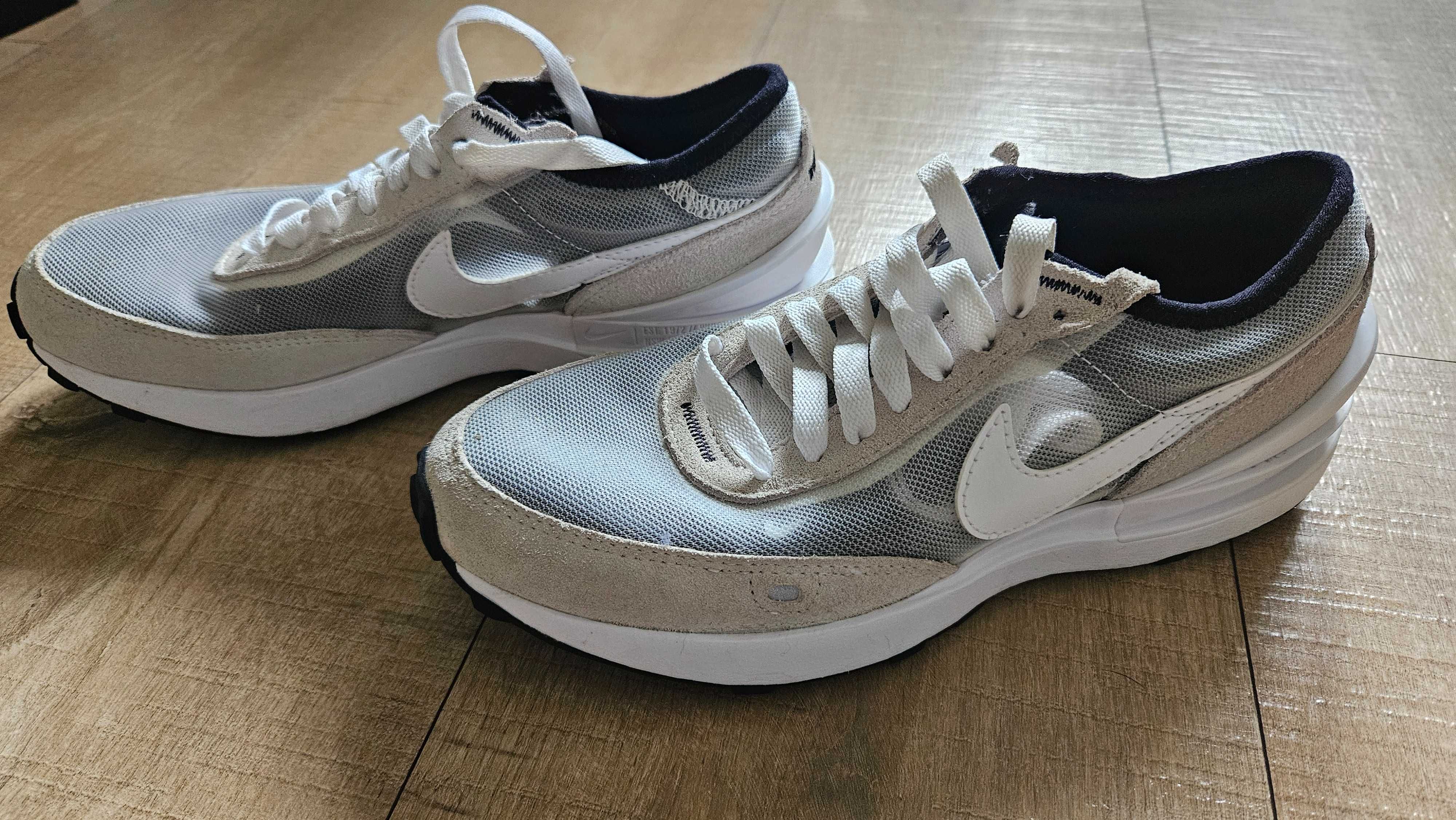 Buty Nike Waffle one r.35,5