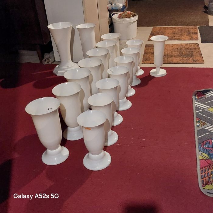 Sprzedam nowe i używane flakony na kwiaty