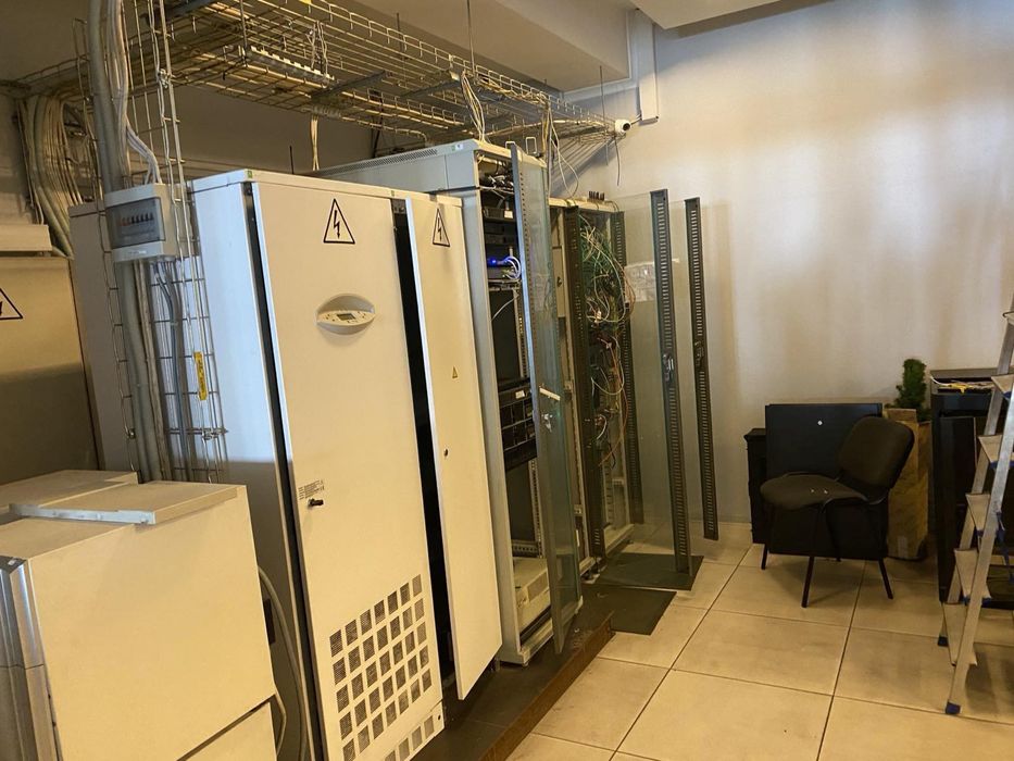 БЦ Колизей. Спорзал Сдам офис 400 кв.м кл.Руденко 6а БЦ Колизей