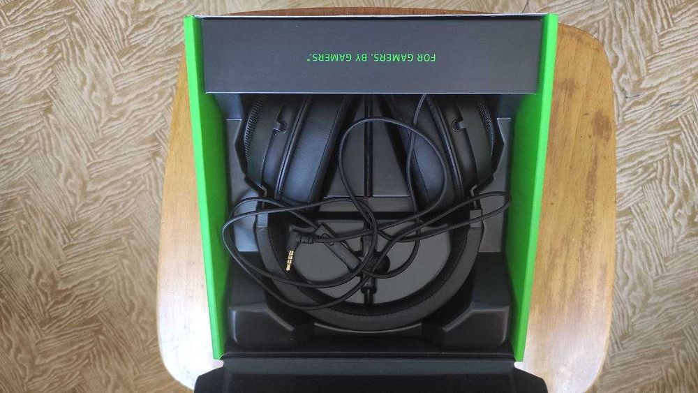 Наушники Razer Kraken RZ04-02830200-R3M1