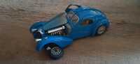 Maisto модель Bugatti Type 57 SC Atlantic (1938) синій 1:24