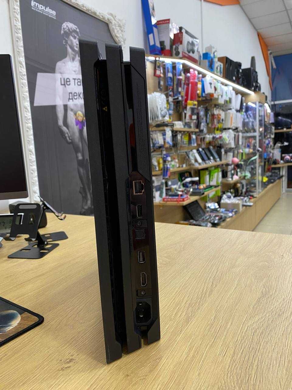 Ігрова Приставка PS4 Pro 1Tb--ГАРАНТІЯ 6 МІСЯЦІВ--
