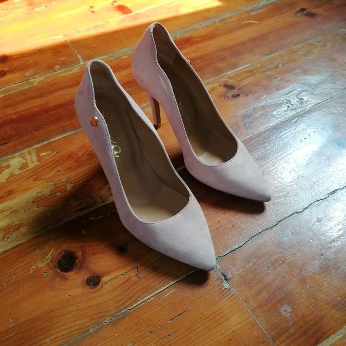 Sapato stiletto tam 37