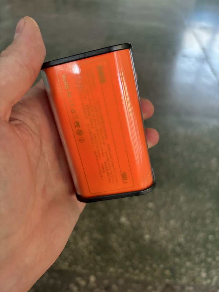 Power bank 2 шт разные