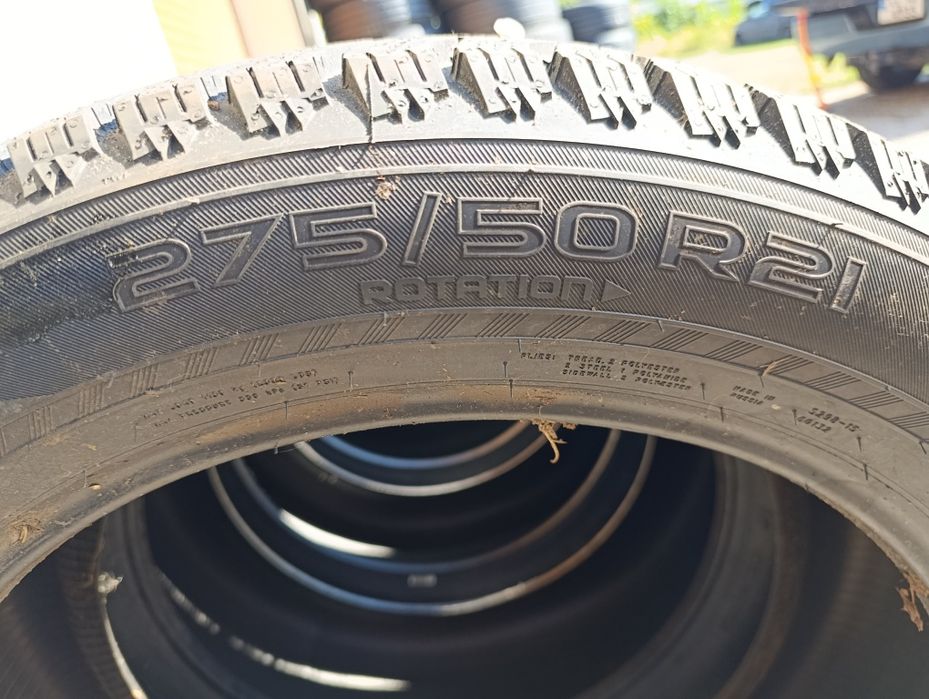 Продам комплект шин 275/50-21 Nokian