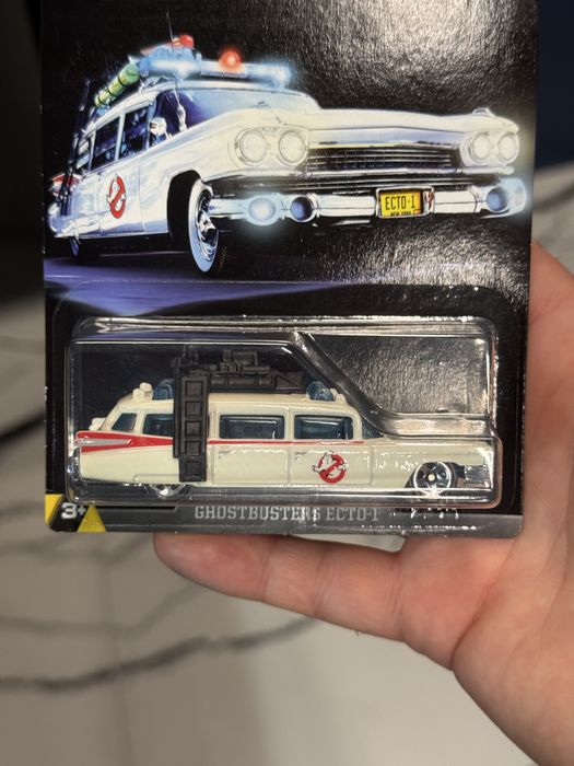 Hot Wheels ECTO-1 Ghostbusters black wyd Halloween 2016 stan menniczy!