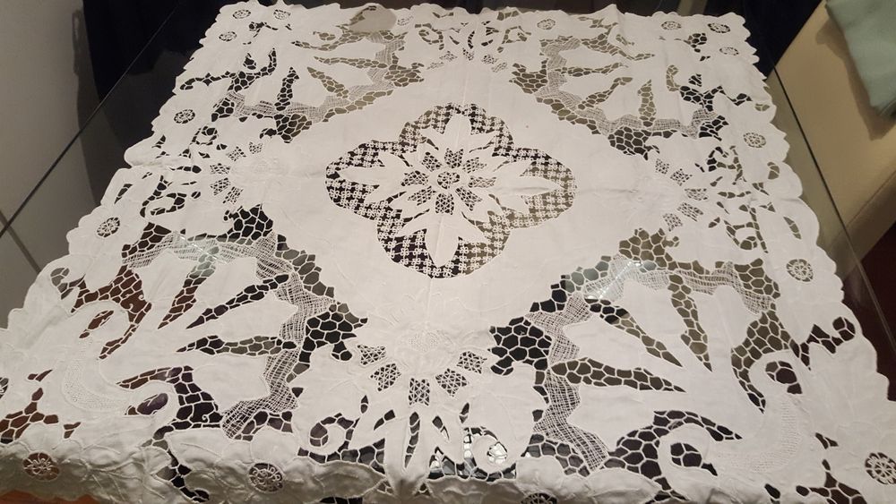 Toalhas de renda para camilhas