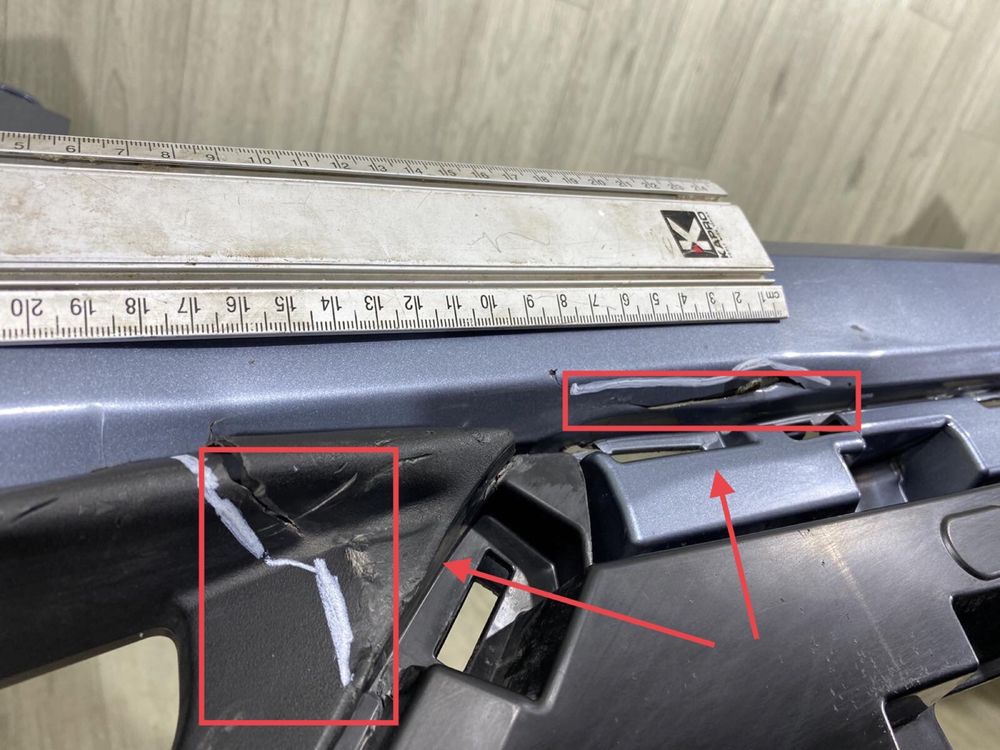 Бампер задний Toyota Highlander 4 / 2019 2020 2021 2022 г./ задній