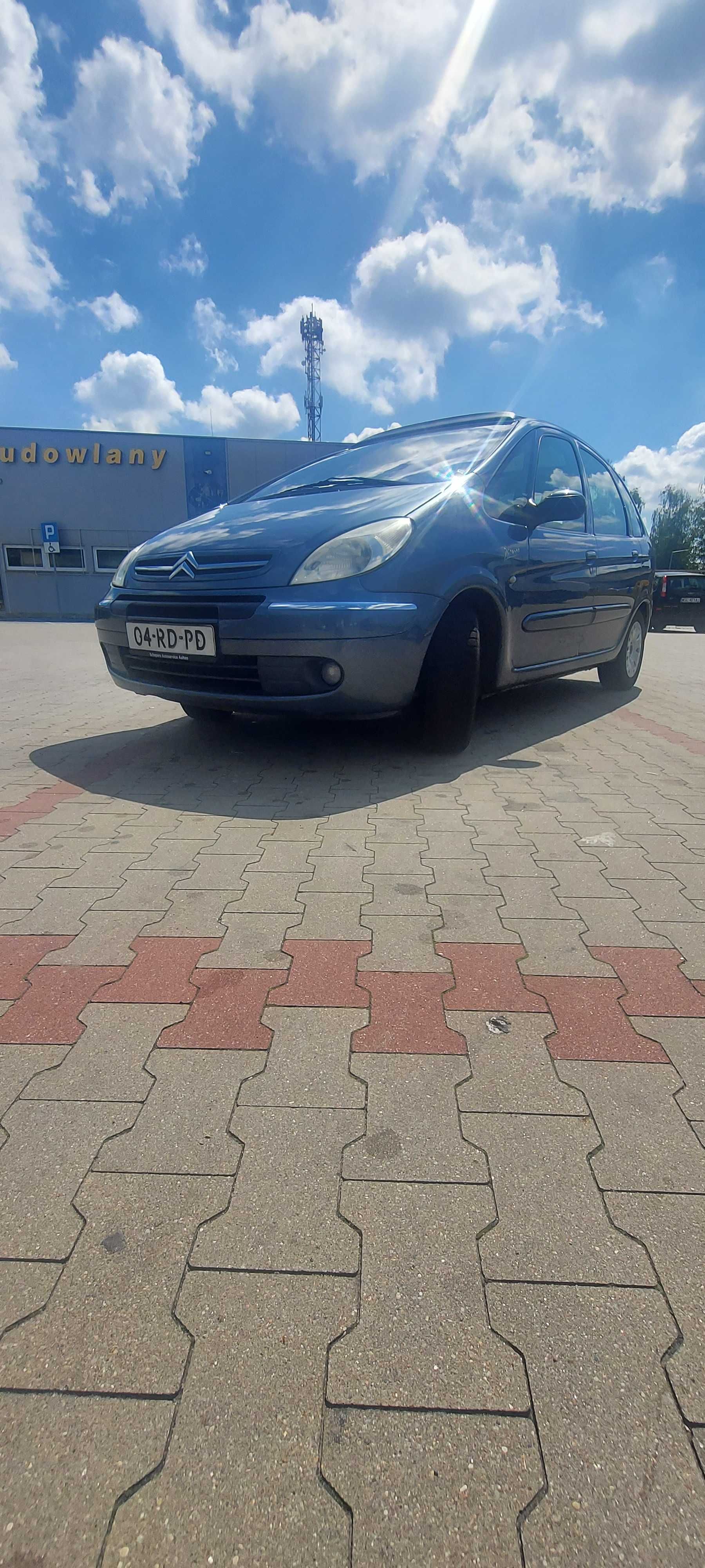 Sprzedan ładnego citroena xsara picasso