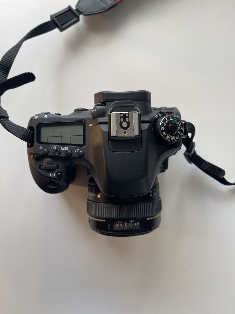 Canon EOS 80D w dobrym stanie +2 obiektywy
