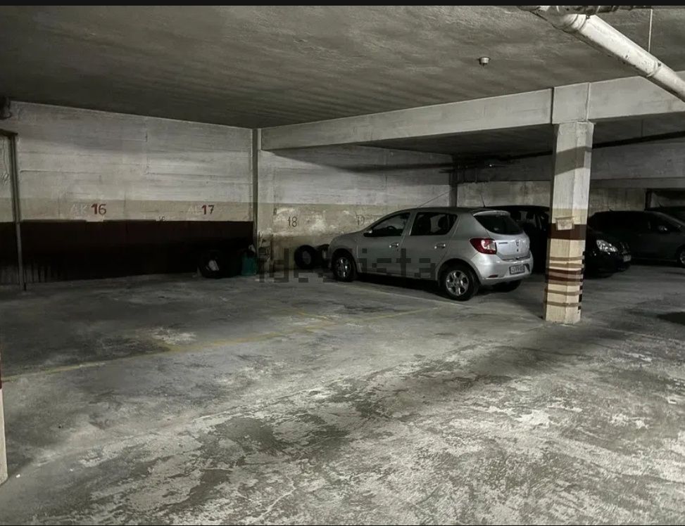 Lugares de garagem na Rua Conde Alto Mearim, 584
