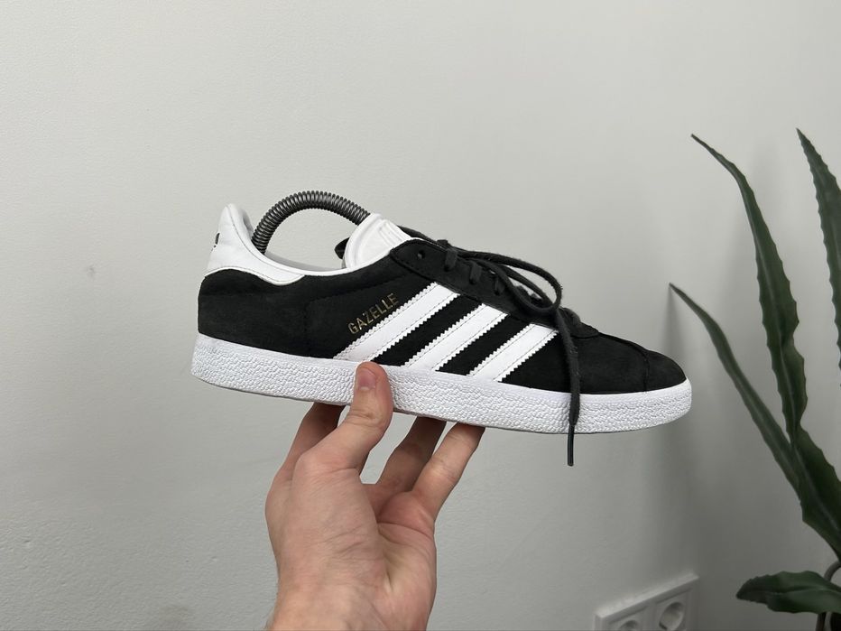 Оригінал! Кросівки Adidas Gazelle 40.5 розмір MM349