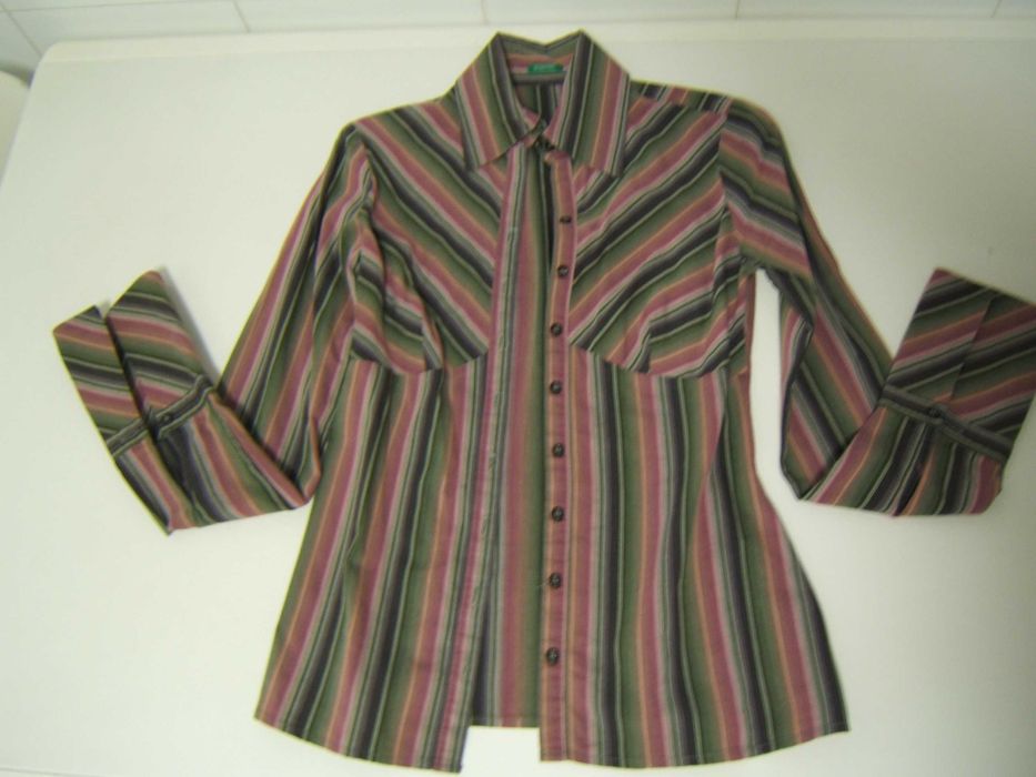 Camisa ás riscas da Benetton