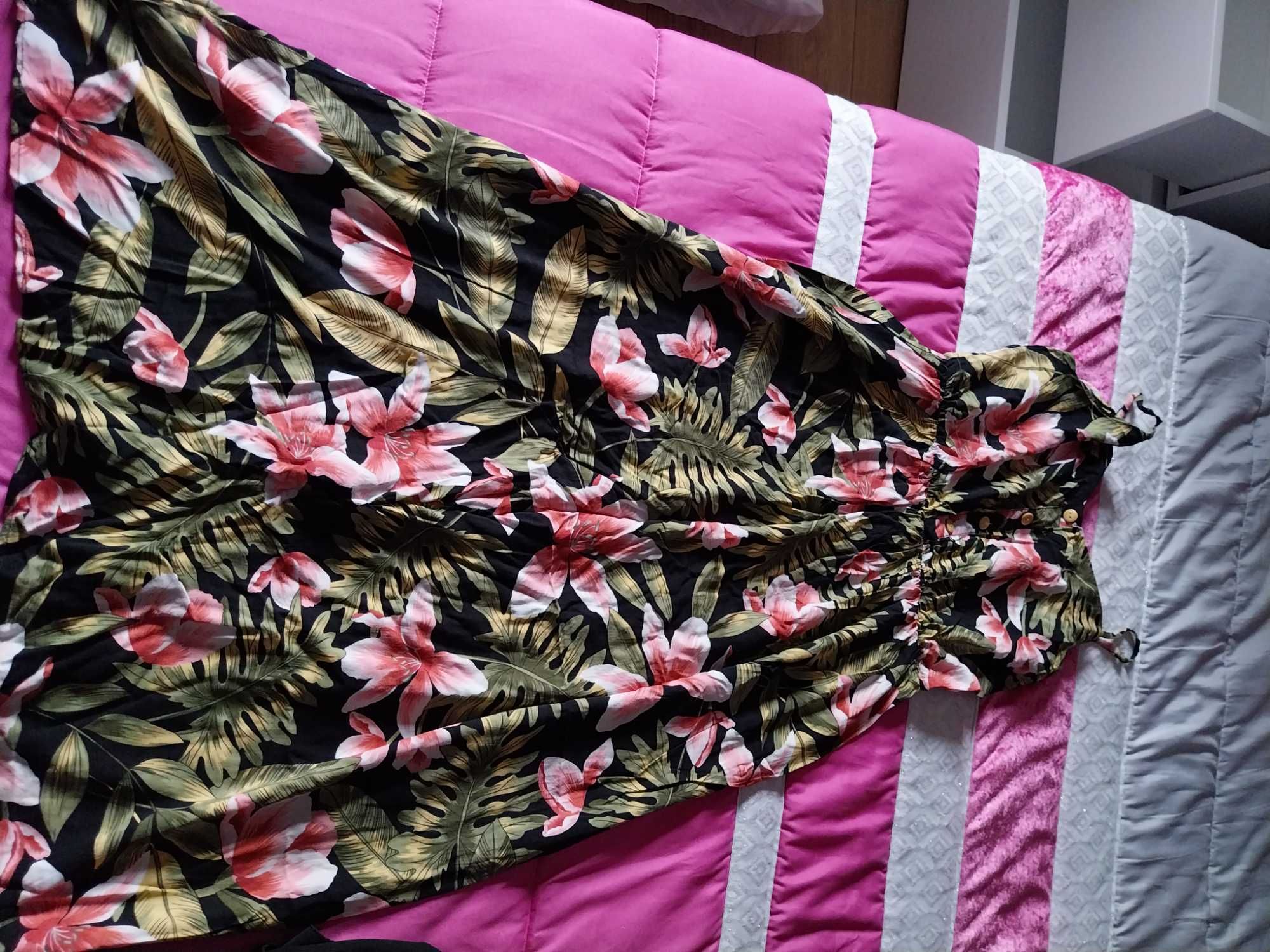 Roupa de mulher usada