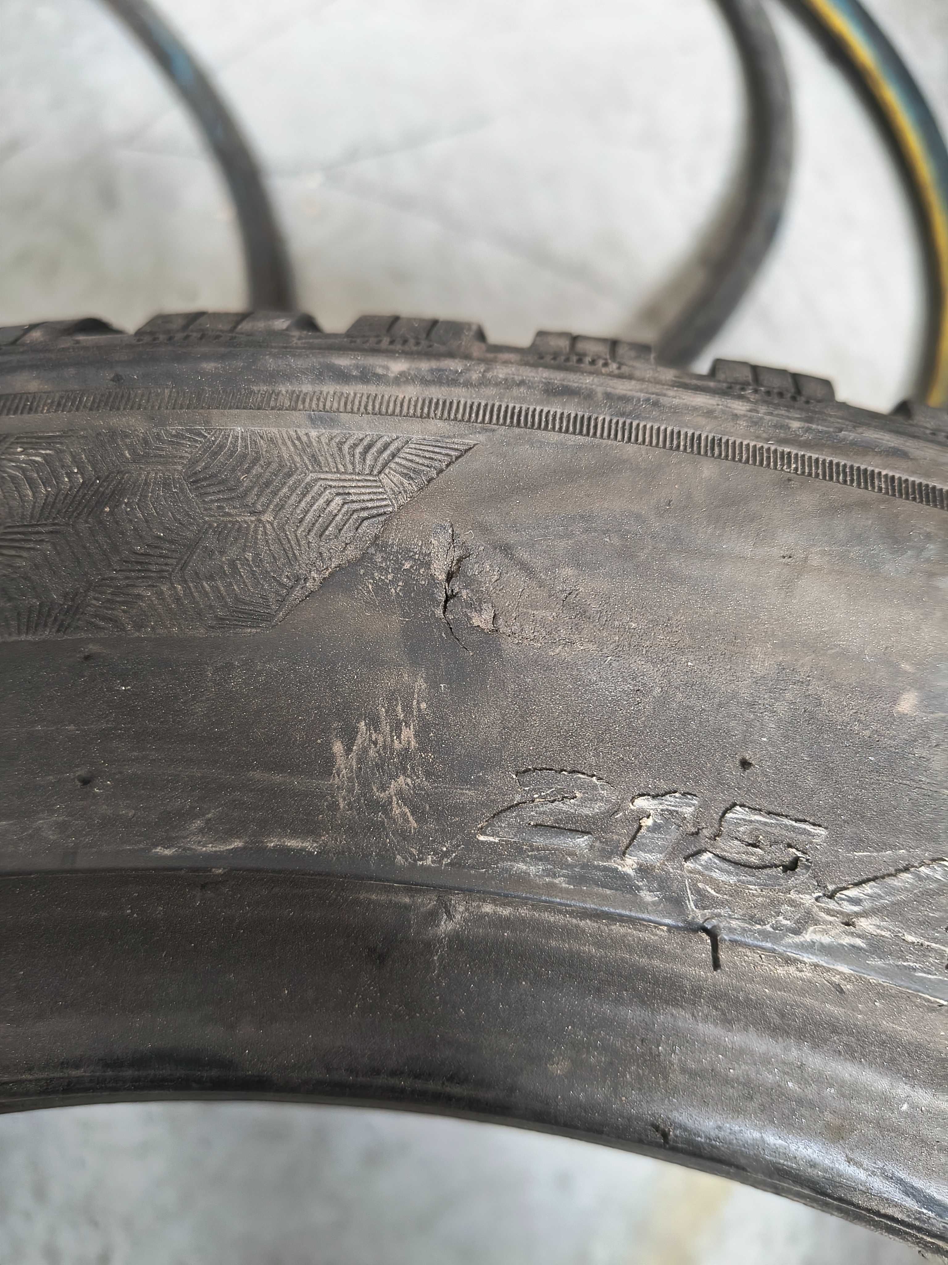 Opona hankook 215. 55. 17. hankook icept rs 3