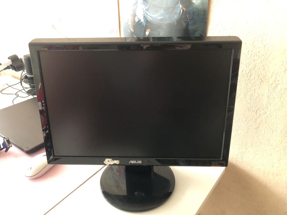 Монітор Asus vh196s 19 " чорний