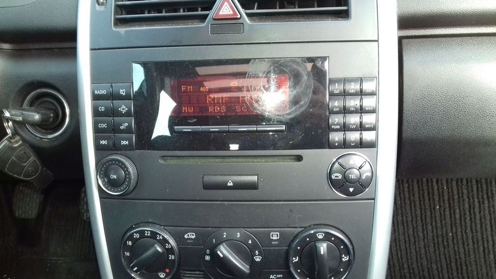 Radio CD fabryczne ORYGINALNE Mercedes W169