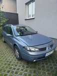 Sprzedam uszkodzone renault Laguna 2 z kompletem opon letnich z 2023 r