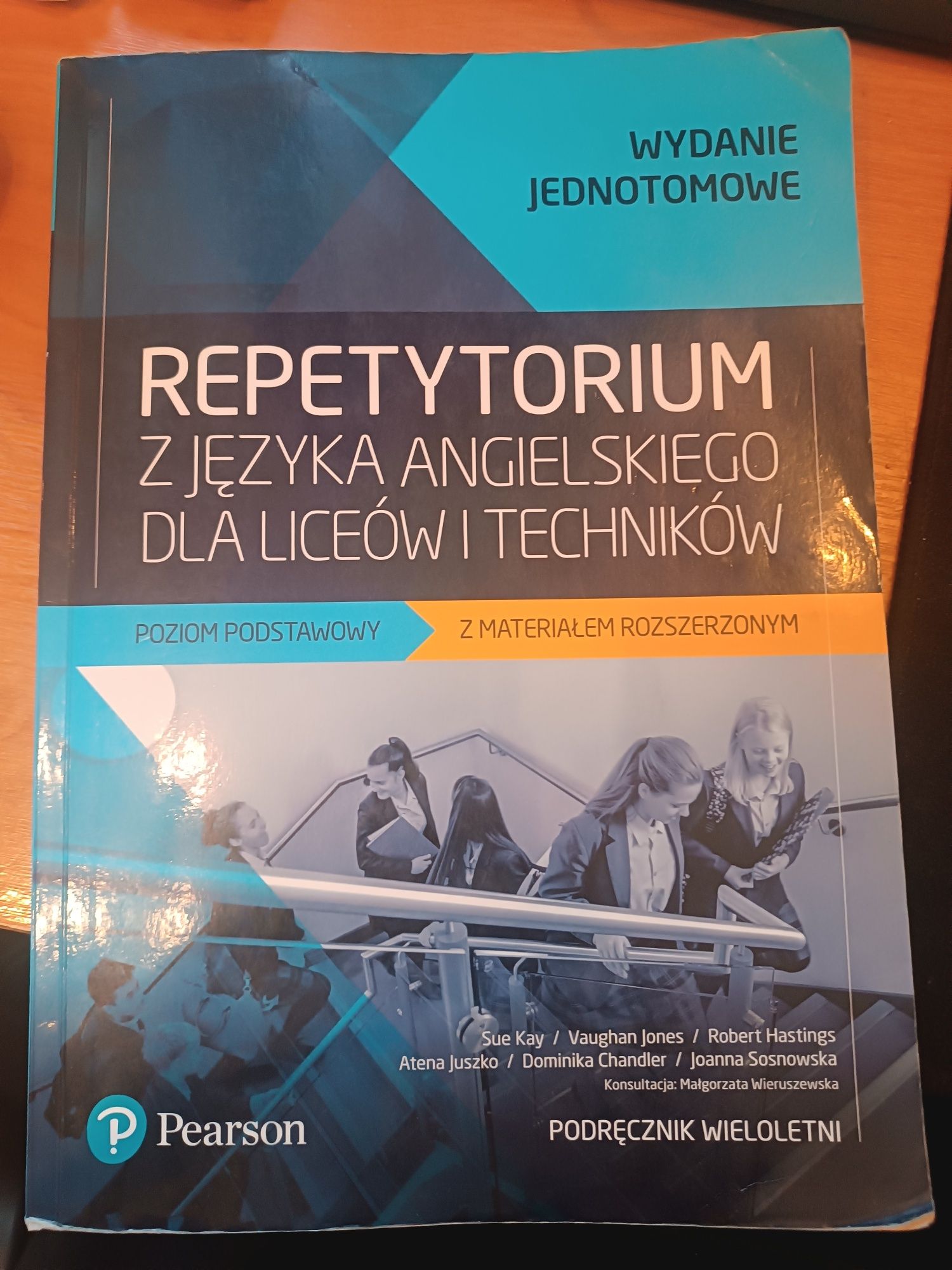 Repetytorium Język angielski. Poziom podstawowy i rozszerzenie