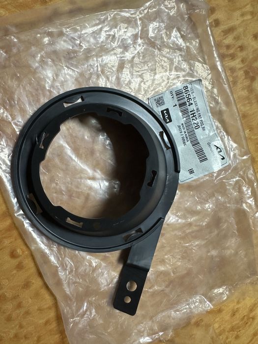 Заглушка фари протитуманки правої Кіа Сееd