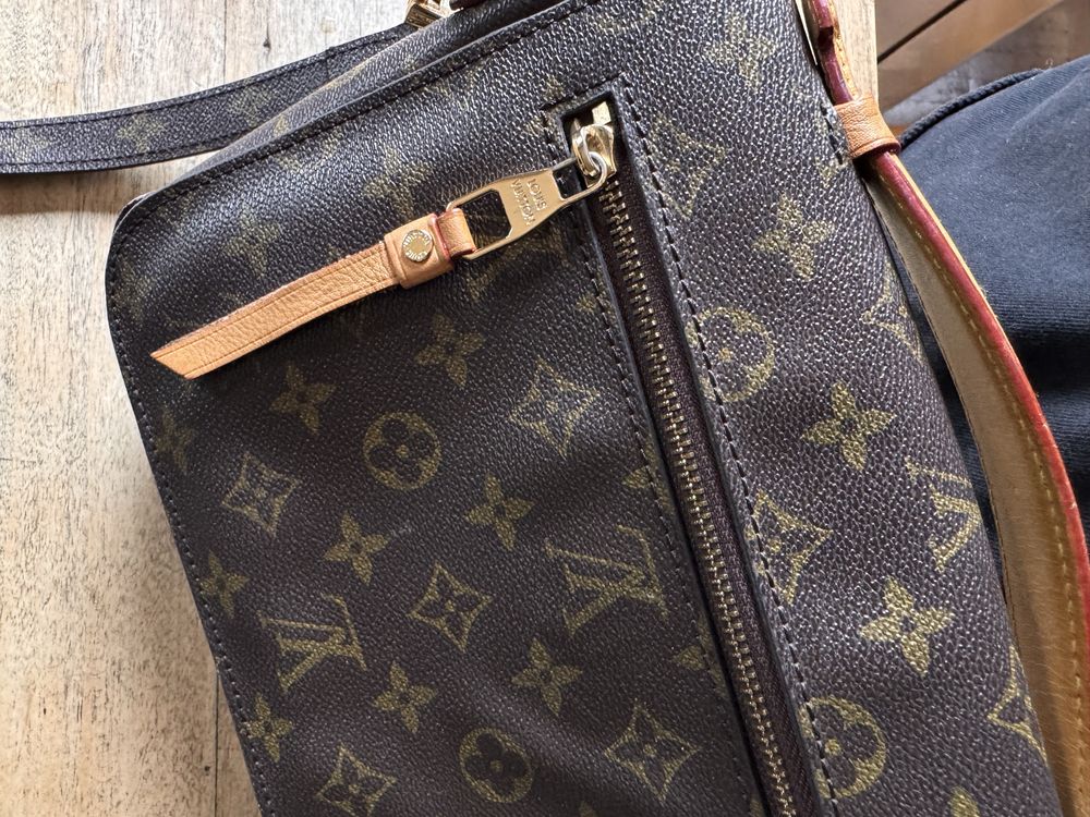 Torebka Louis Vuitton Metis skórzana