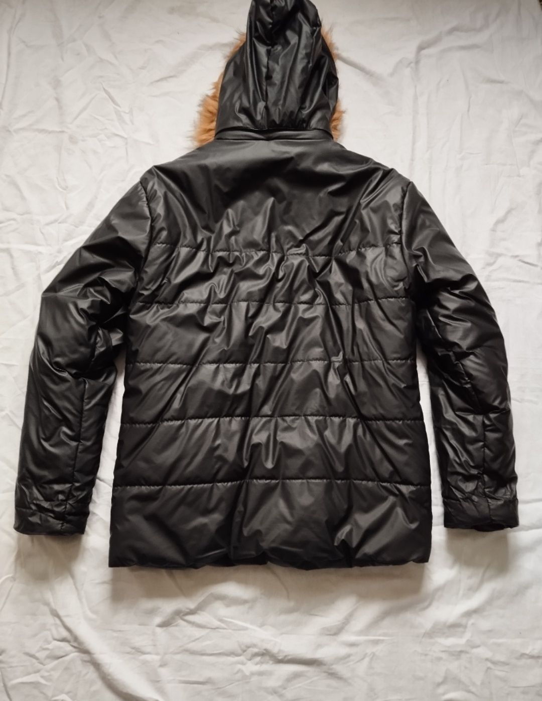 Продам куртку Adidas.