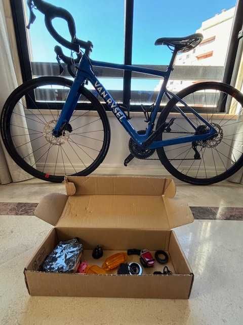 Bicicleta Estrada Van Rysel NCR CF 105 12S (Size S)