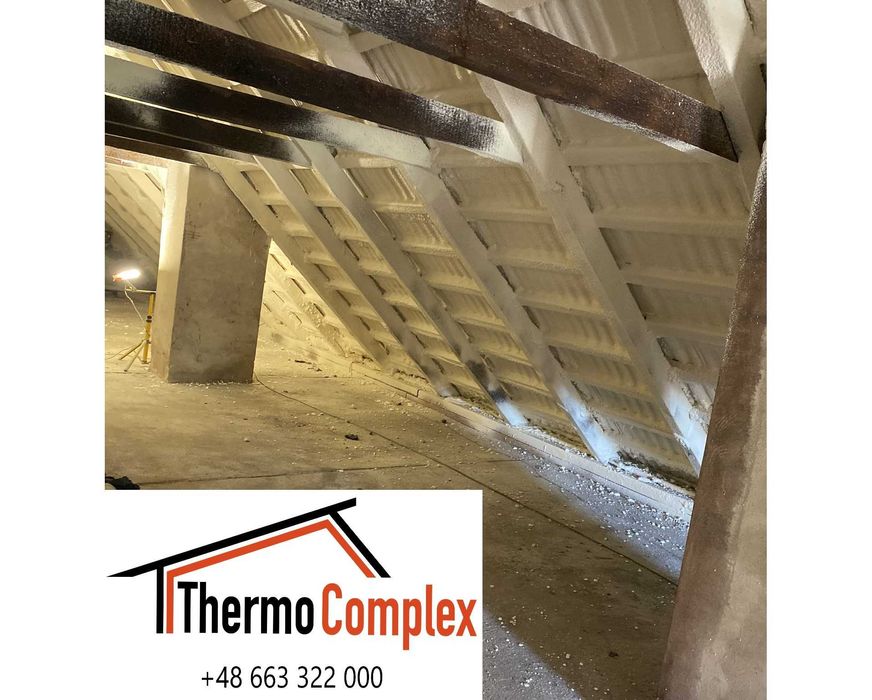 Ocieplenie poddasza piana PUR, ocieplanie pianką PUR