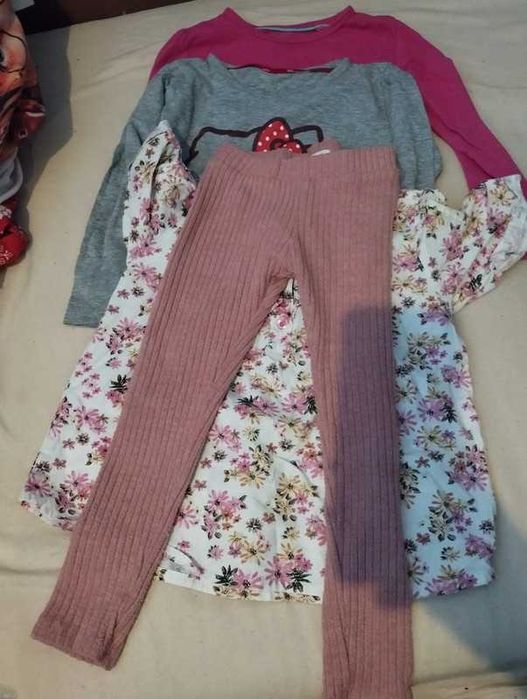 Zestaw ubranek dziecięcych r. 98-104