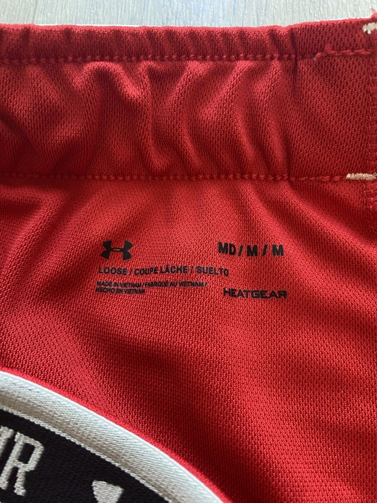 Бігові жіночі шорти Under Armour