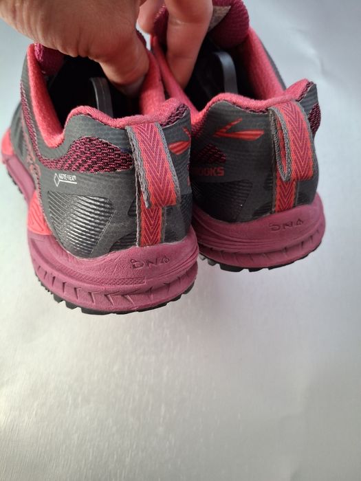 Кроссовки Brooks Cascadia 11 Trail GTX 
ОРИГИНАЛ 
Отлично подходят для