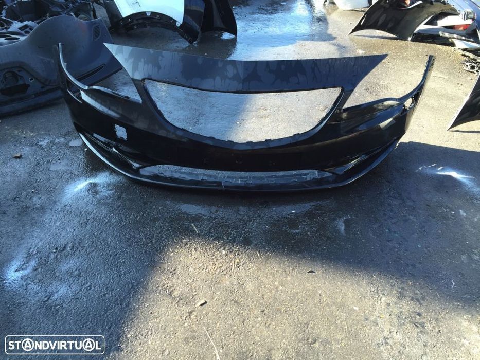 Parachoque Opel astra k