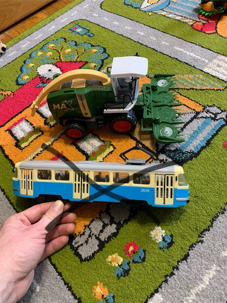 Дитяча іграшка комбайн трамвай
