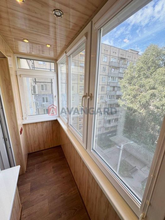 Калиновая 3к.кв.Не угловая.6 этаж.Двухсторонняя 53000$