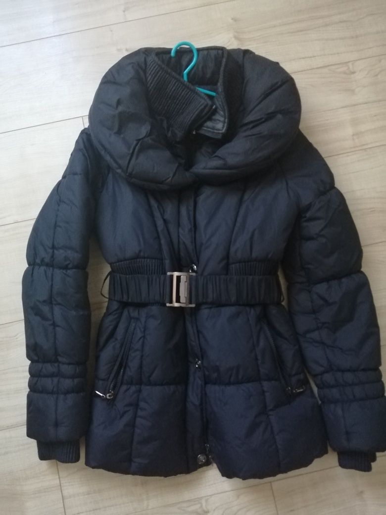 Ciepła zimowa damska kurtka rozmiar M