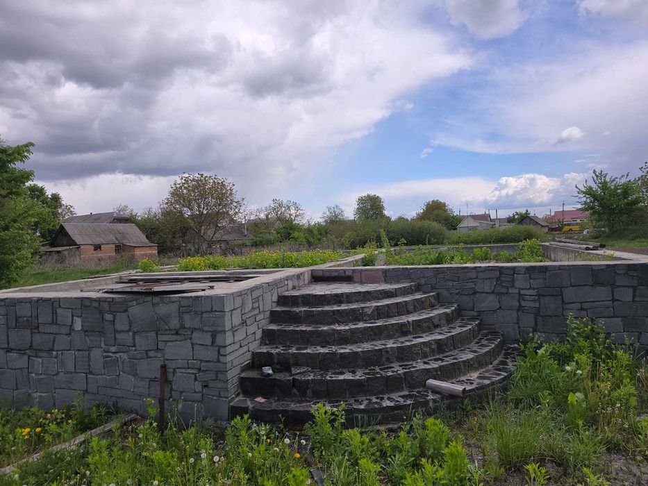 Продаж ділянки в Глибочиці з добротним фундаментом. (26151930)