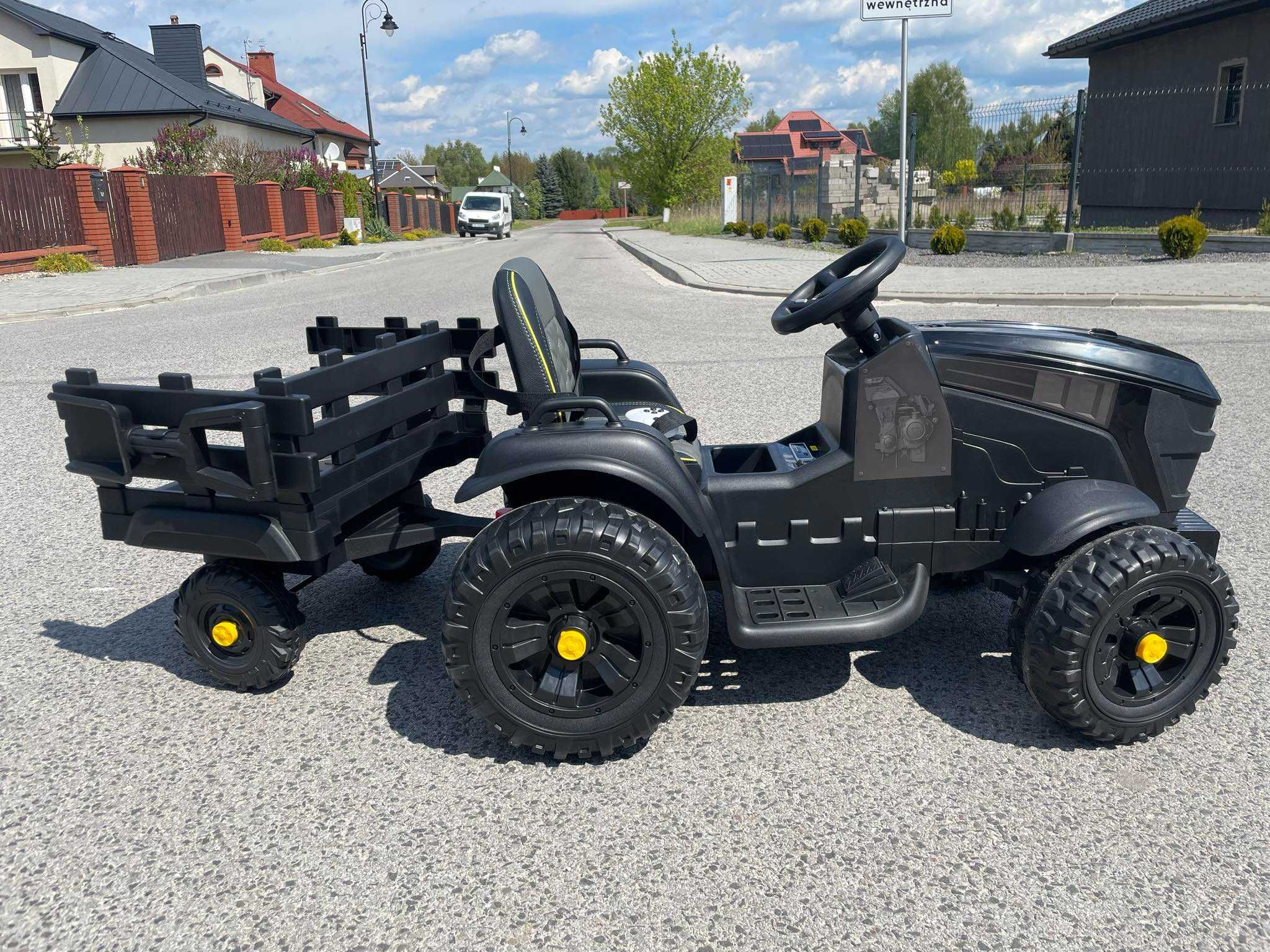 NOWY Duży Traktor na akumulator z Przyczepką Pilot ciągnik dla dzieci